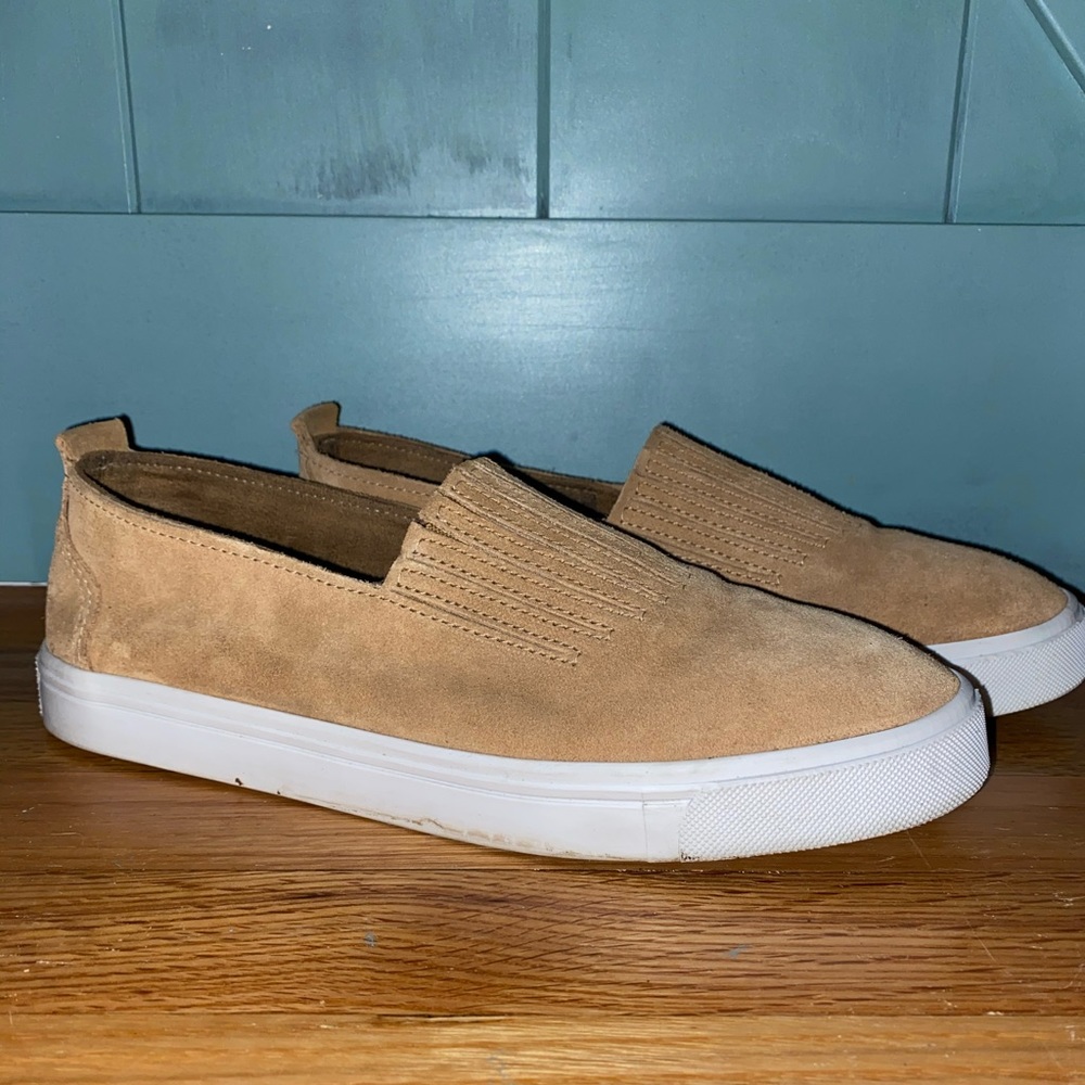 Minnetonka Gabi Slip On